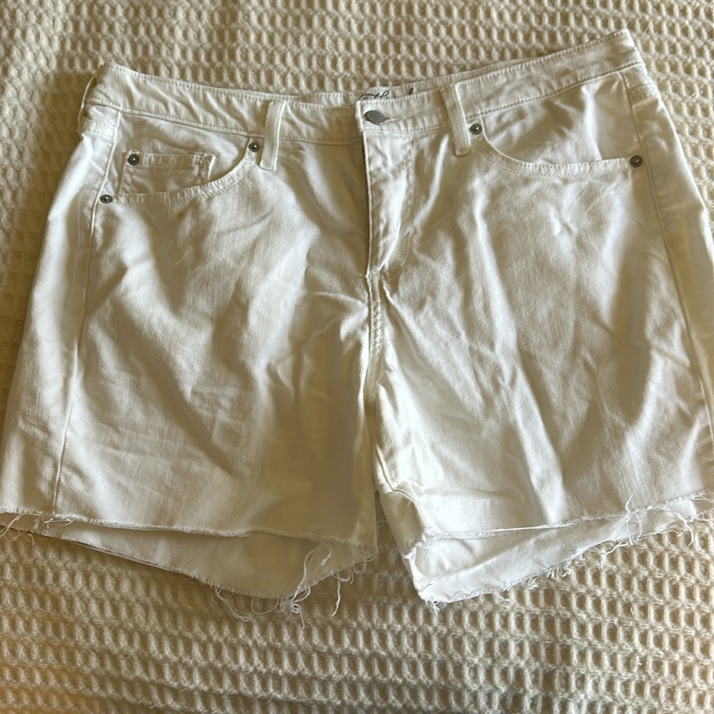 Universal Thread white denim shorts